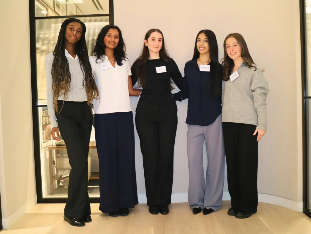 Students at university investment challenge